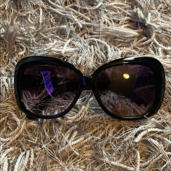 Black Sunglasses - Picture 1 of 5